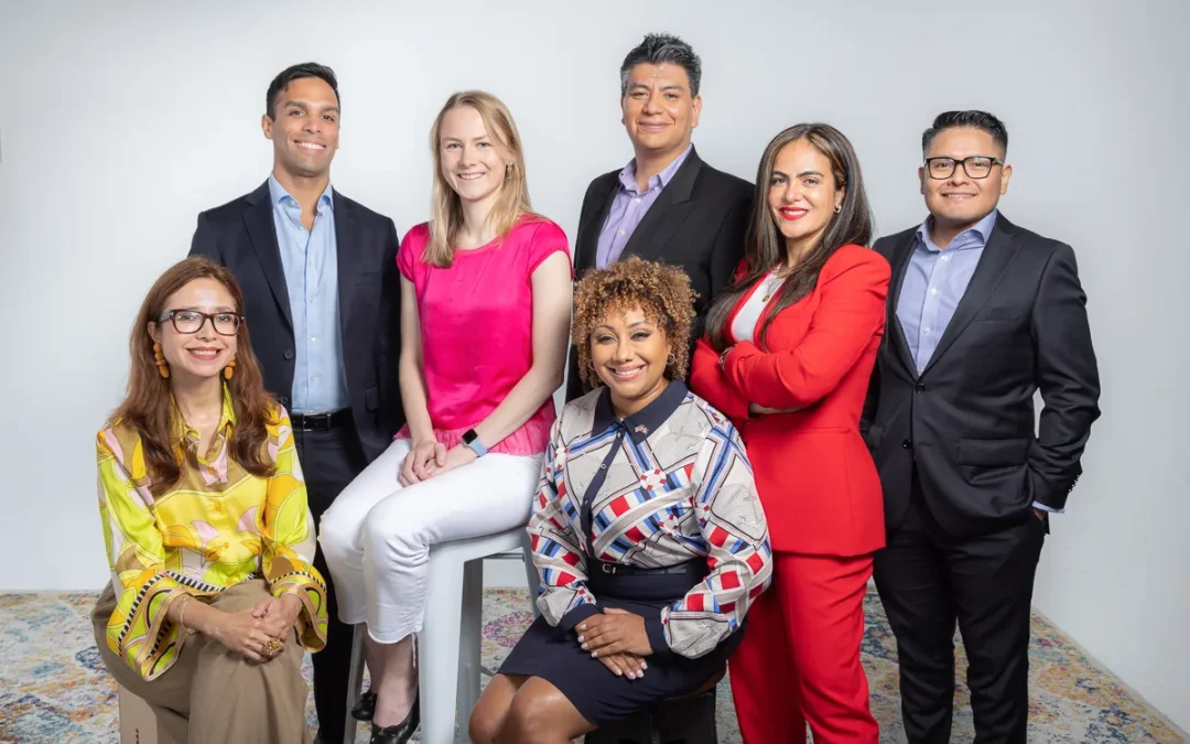 Corporate Group Photos: Important Tips for Better Team Pictures